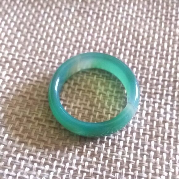 Green Banded Agate ~ Slim Stone Ring Band Size 6.75 ~ Friendship + Promise Rings - Picture 6 of 13
